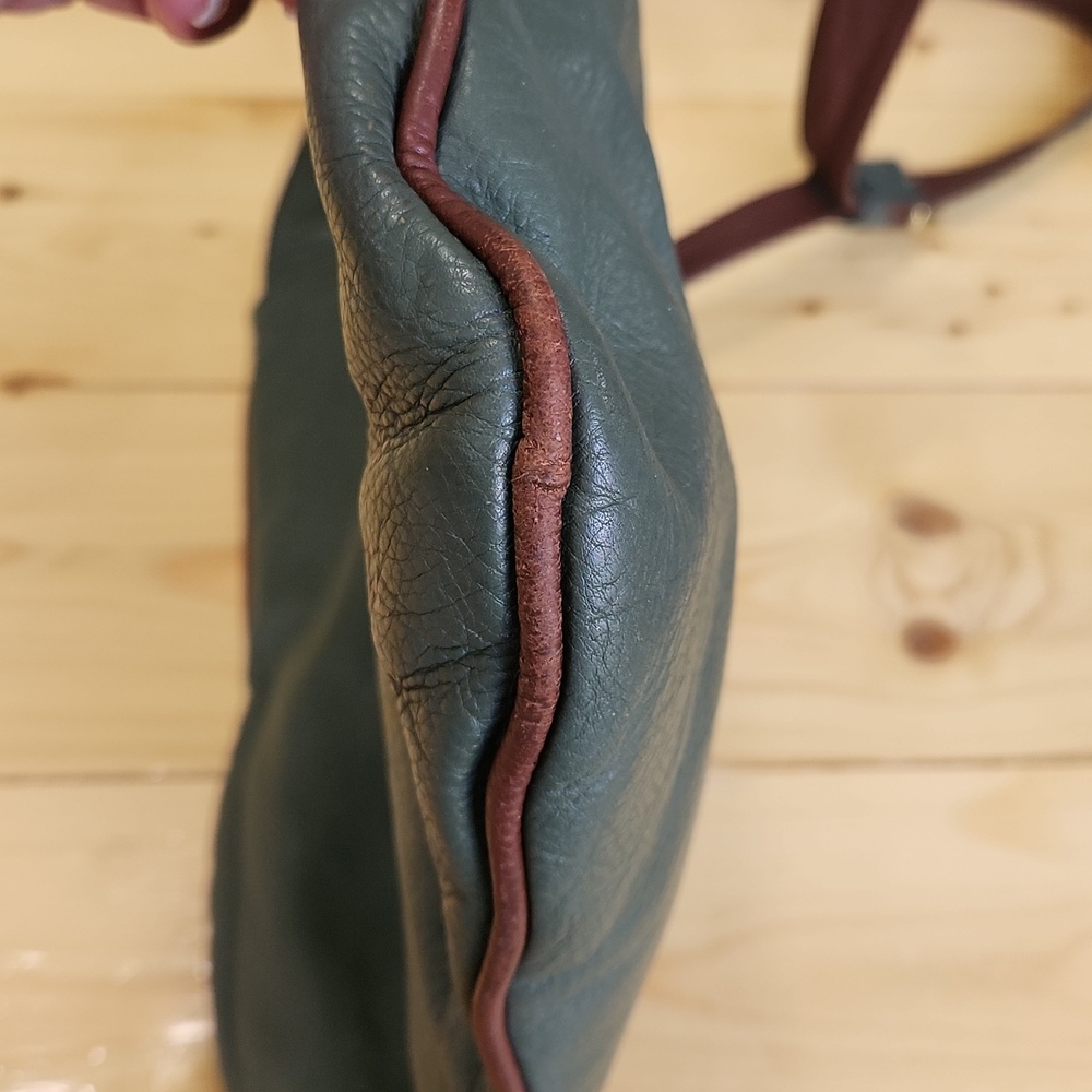 J.P. Ourse & Cie Park Avenue Crossbody Shoulder Bag - Picture 15 of 16